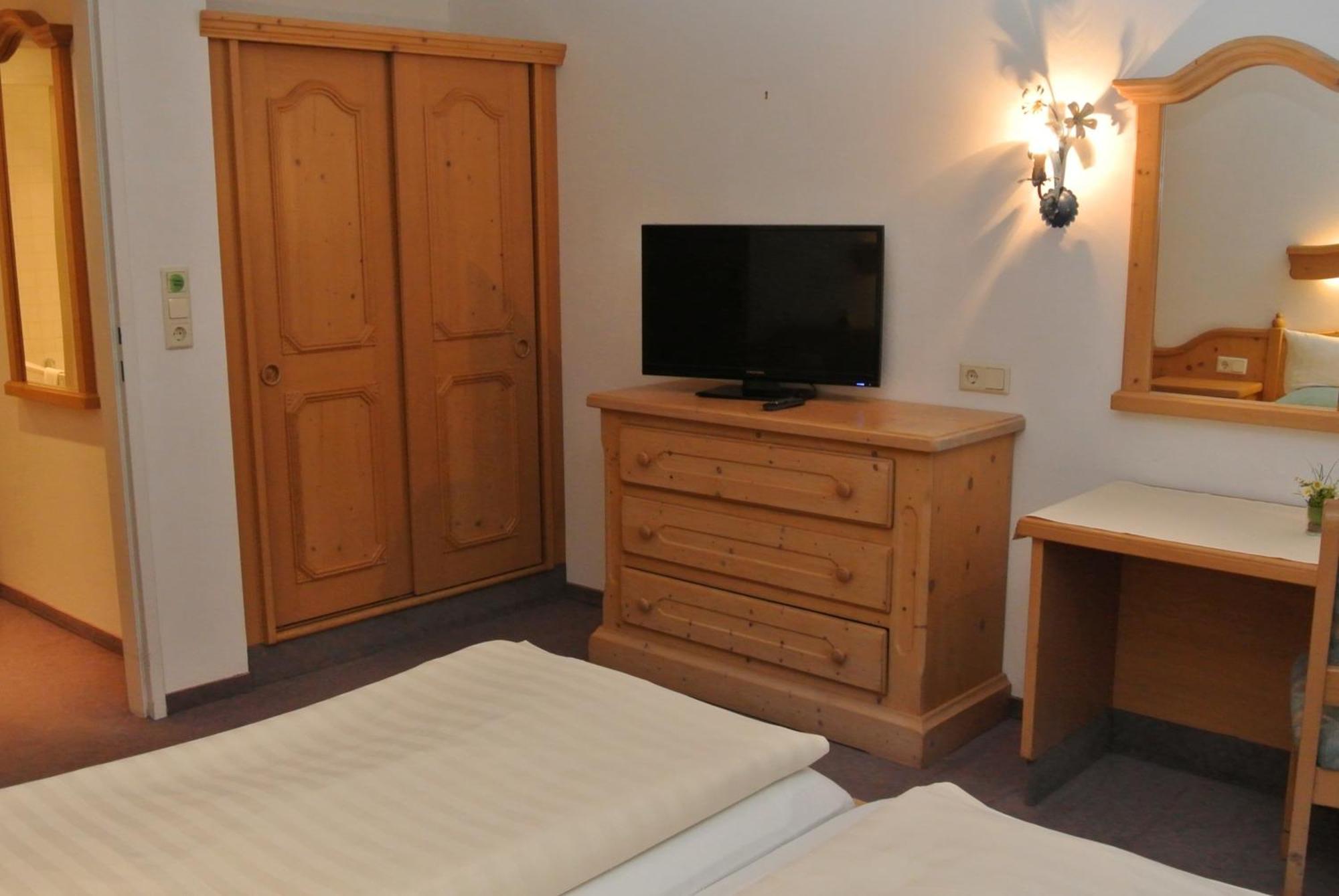 Hotel Gruberhof Innsbruck Igls B&B Rom bilde