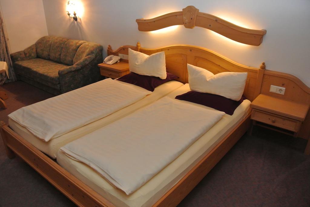 Hotel Gruberhof Innsbruck Igls B&B Eksteriør bilde