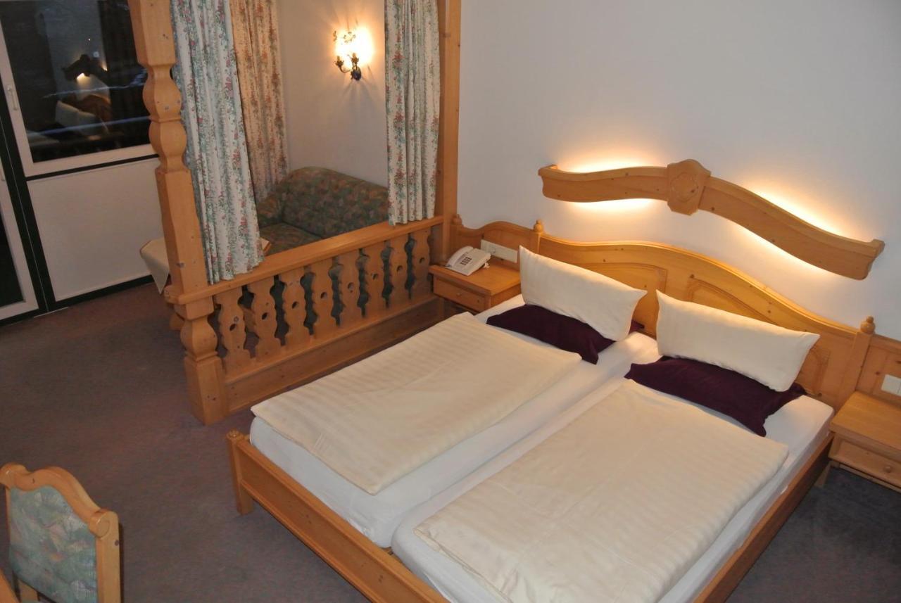 Hotel Gruberhof Innsbruck Igls B&B Eksteriør bilde